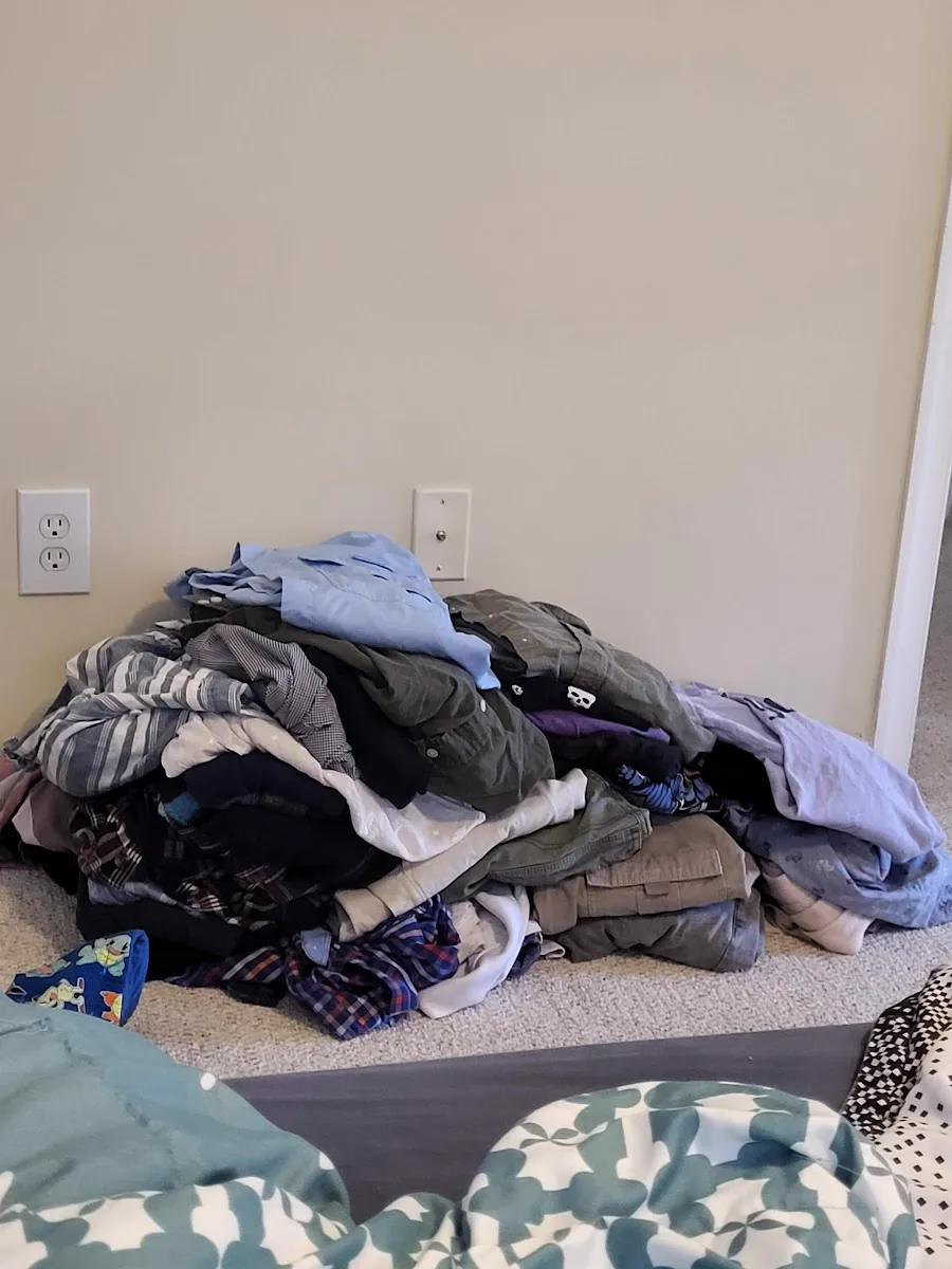 Living space before cleaning